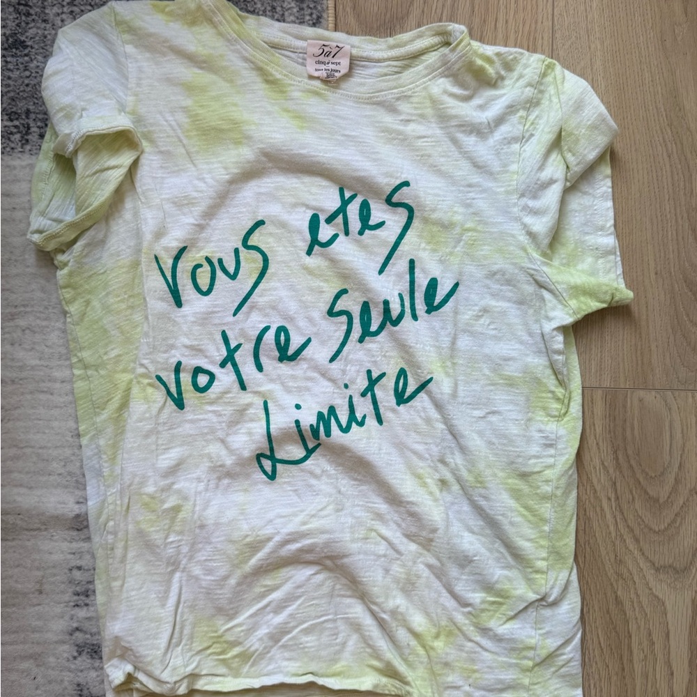 Cinq à Sept Tie-Dye Graphic Tee - M